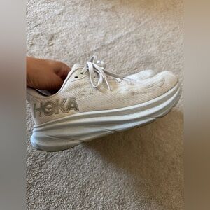 Hoka Clifton 9 - Size 6.5